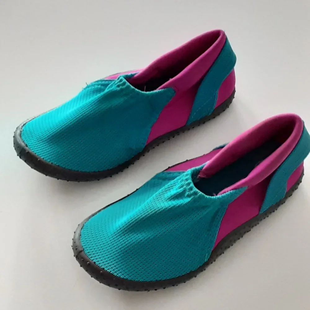 kids Water Shoes size 6